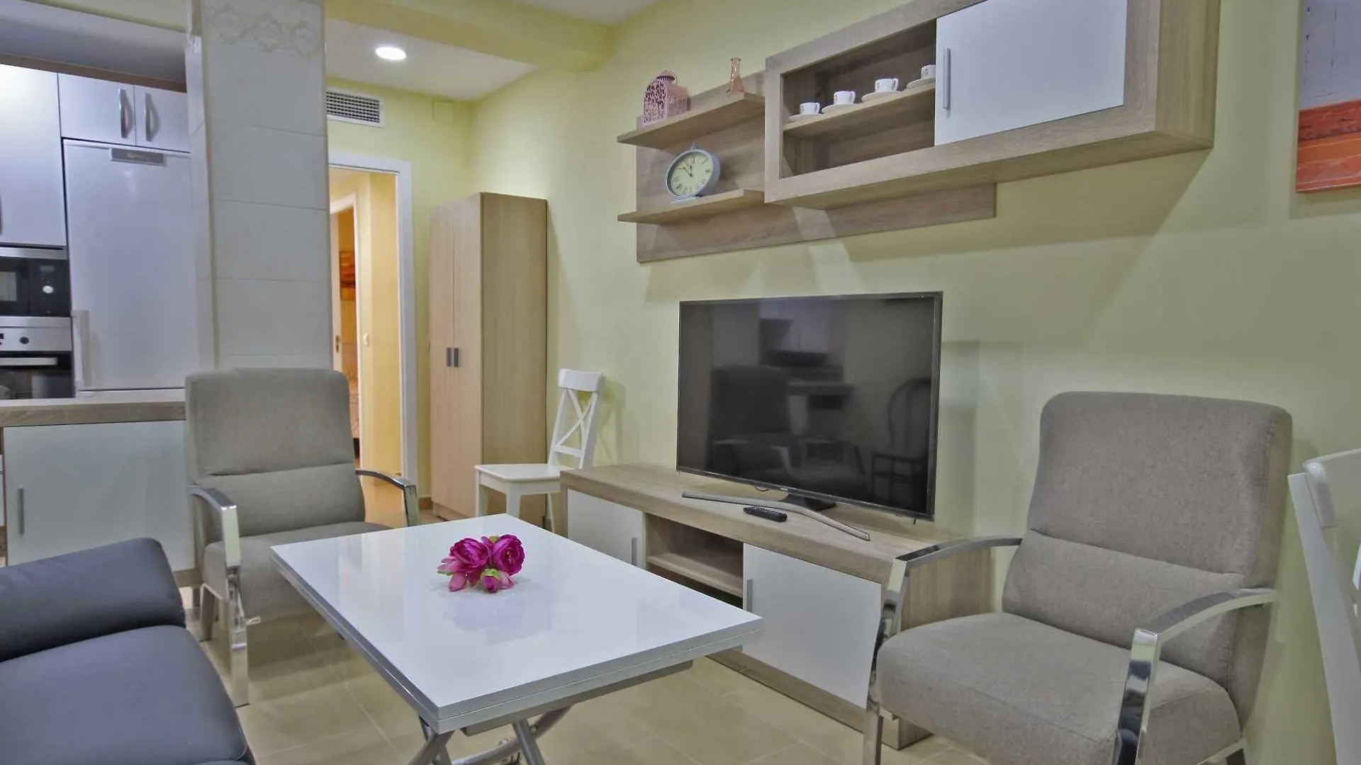 Soho Grupalmalaga contacts